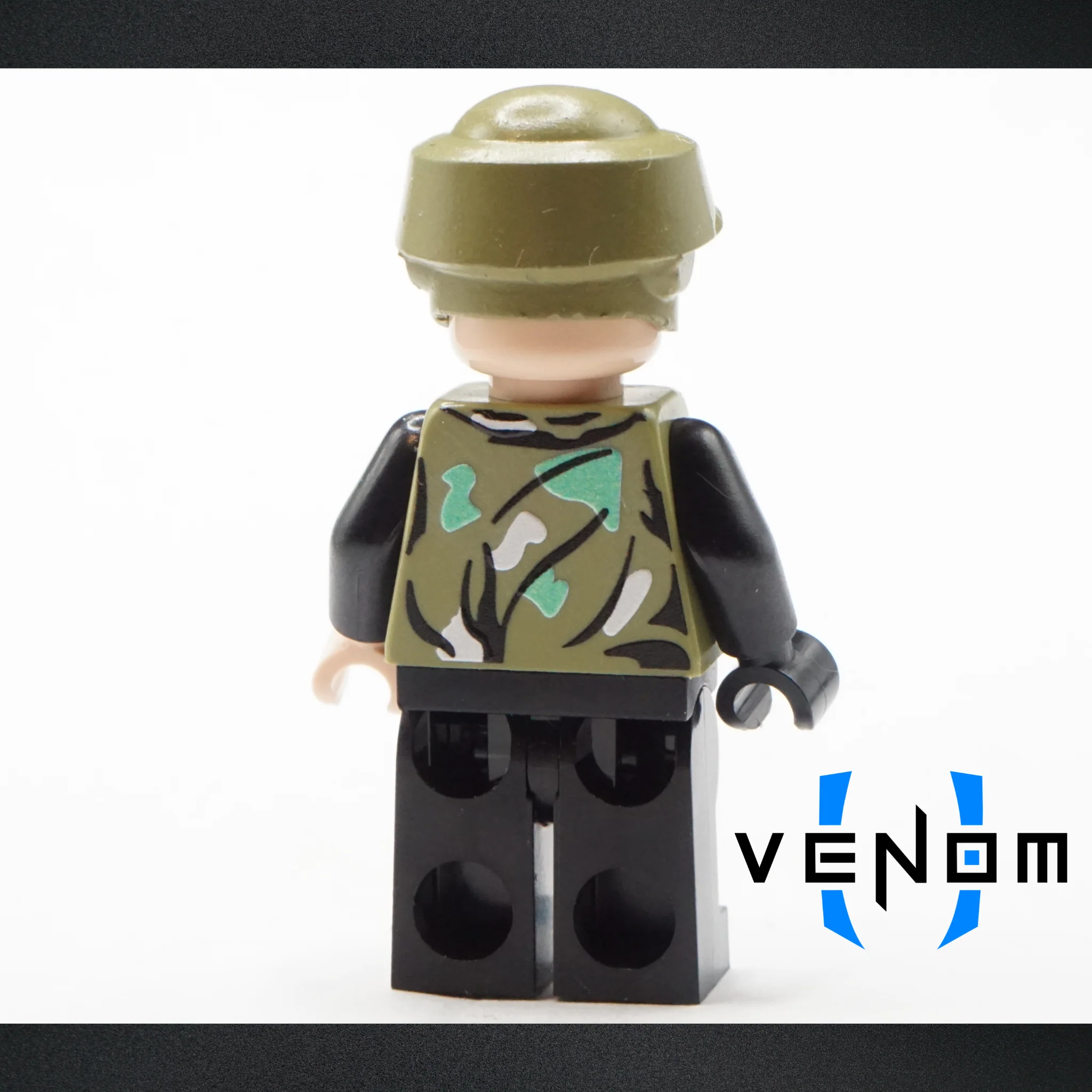 Caped Endor Luke UV Printed Figure - Image 4