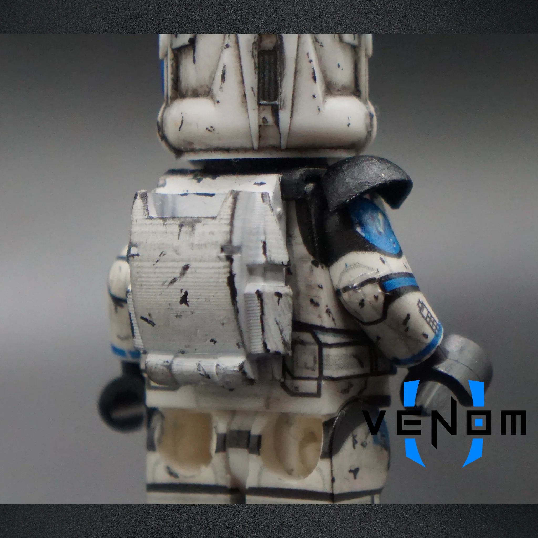 Heavy Deluxe - Image 4