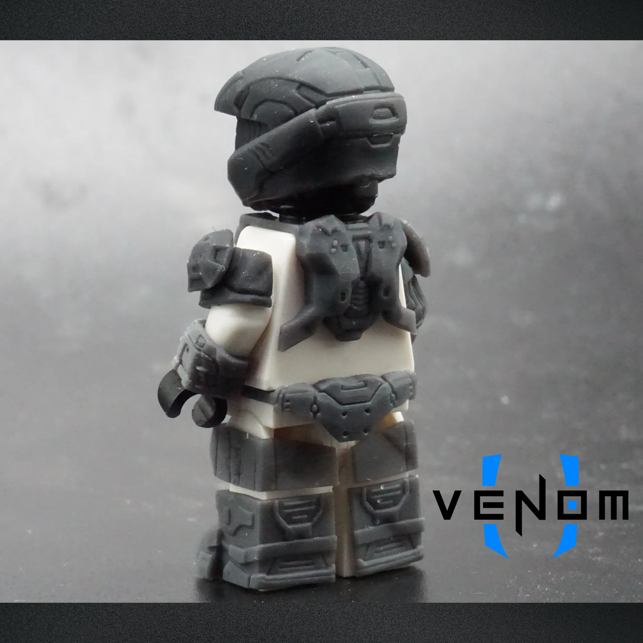 V2 Cyan Sci-Fi Team 6 Female Armor Kit - Image 3