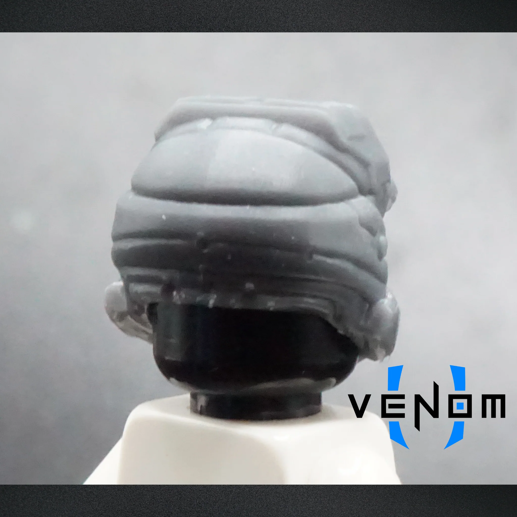V2 Specialist Sci-Fi Team 6 Helmet - Image 2